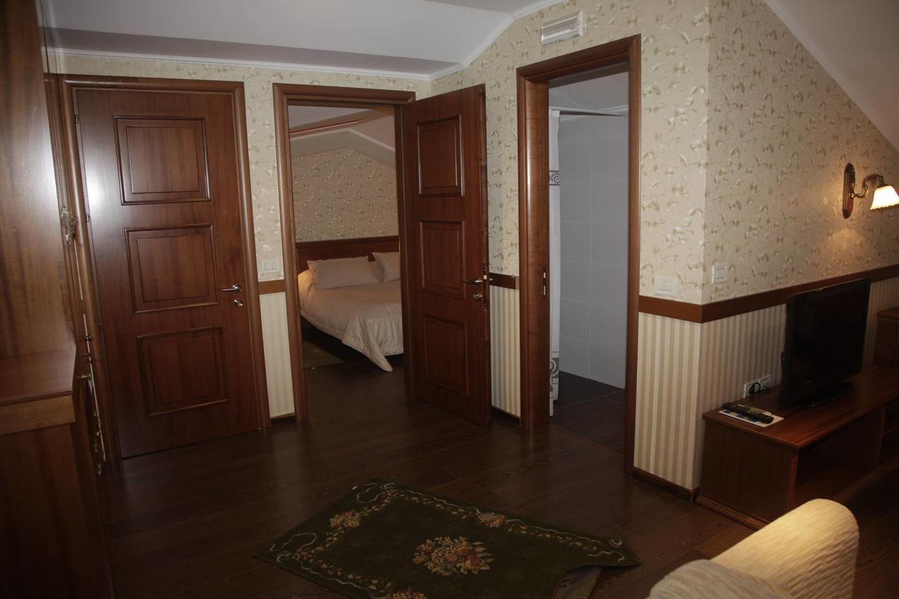 Vila Sigal Pogradec Luaran gambar